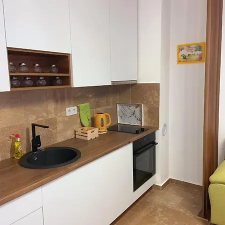 Apartment Aria